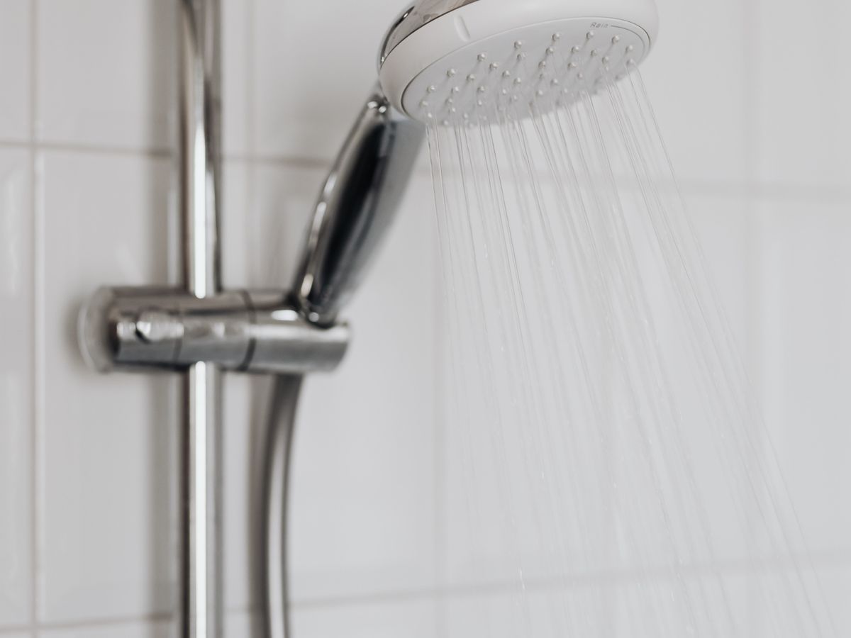 Hansgrohe hand shower with running water