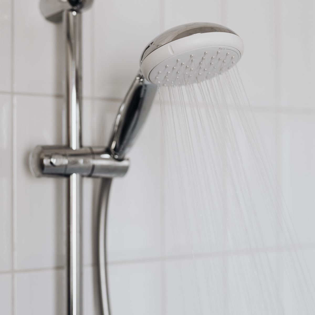 Chrome rain shower head, 250mm — view 2